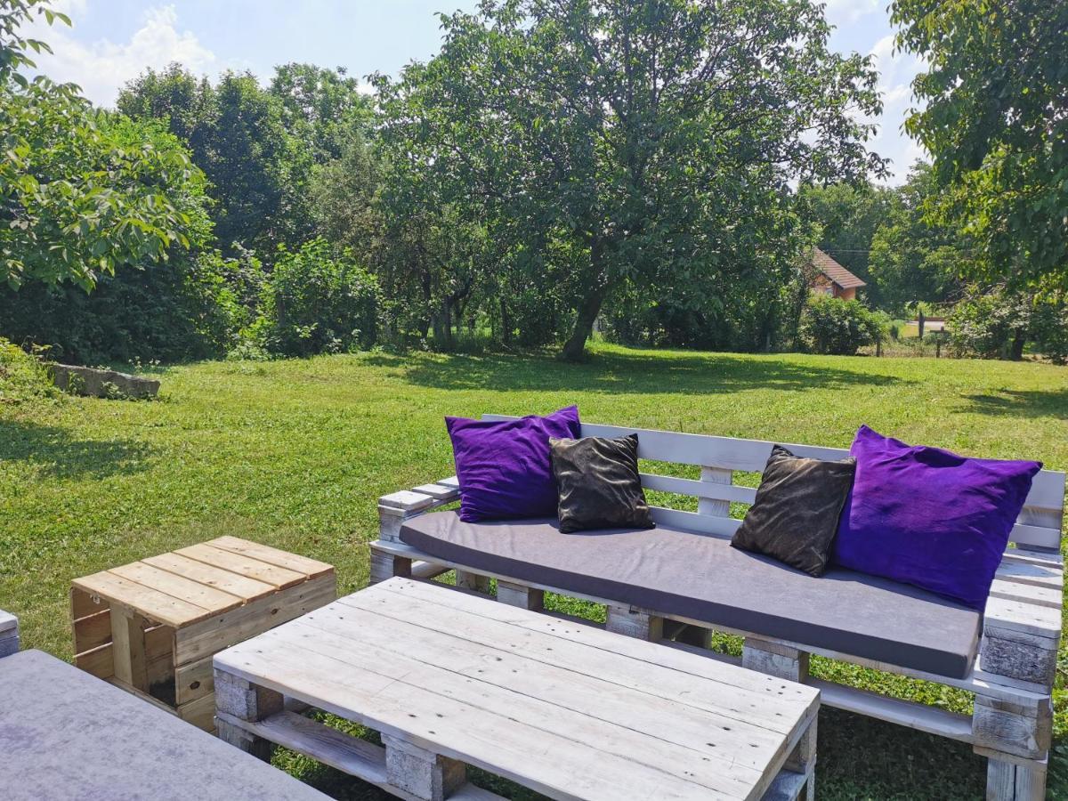 Apartmani La Grande Motte Vrdnik Exteriör bild