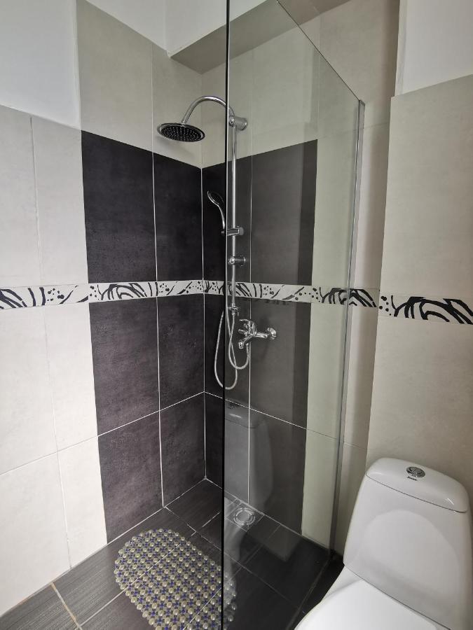 Apartmani La Grande Motte Vrdnik Exteriör bild