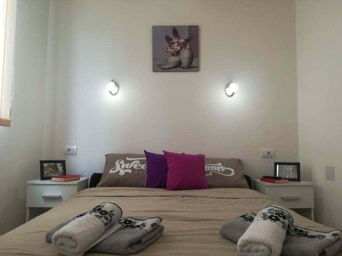 Apartmani La Grande Motte Vrdnik Exteriör bild