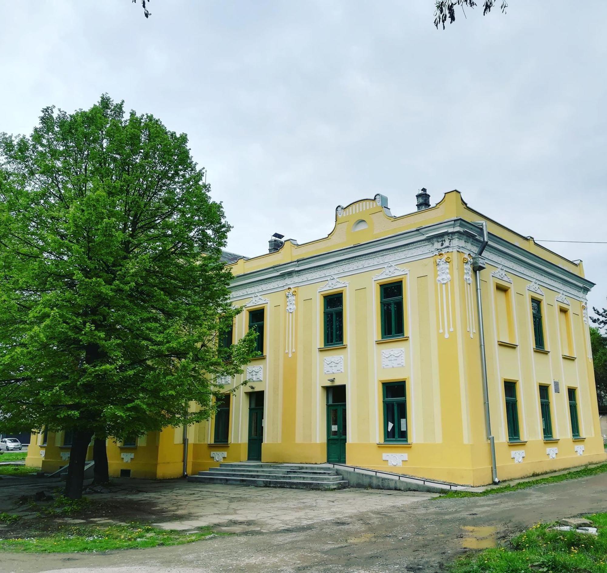 Apartmani La Grande Motte Vrdnik Exteriör bild