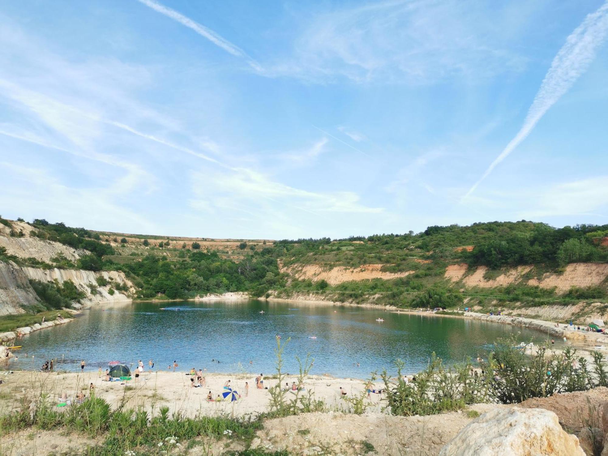Apartmani La Grande Motte Vrdnik Exteriör bild